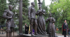 Памятник цесаревичу Николаю Александровичу и принцессе Алисе