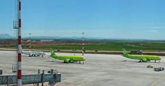 Самолеты в аэропорту Симферополя