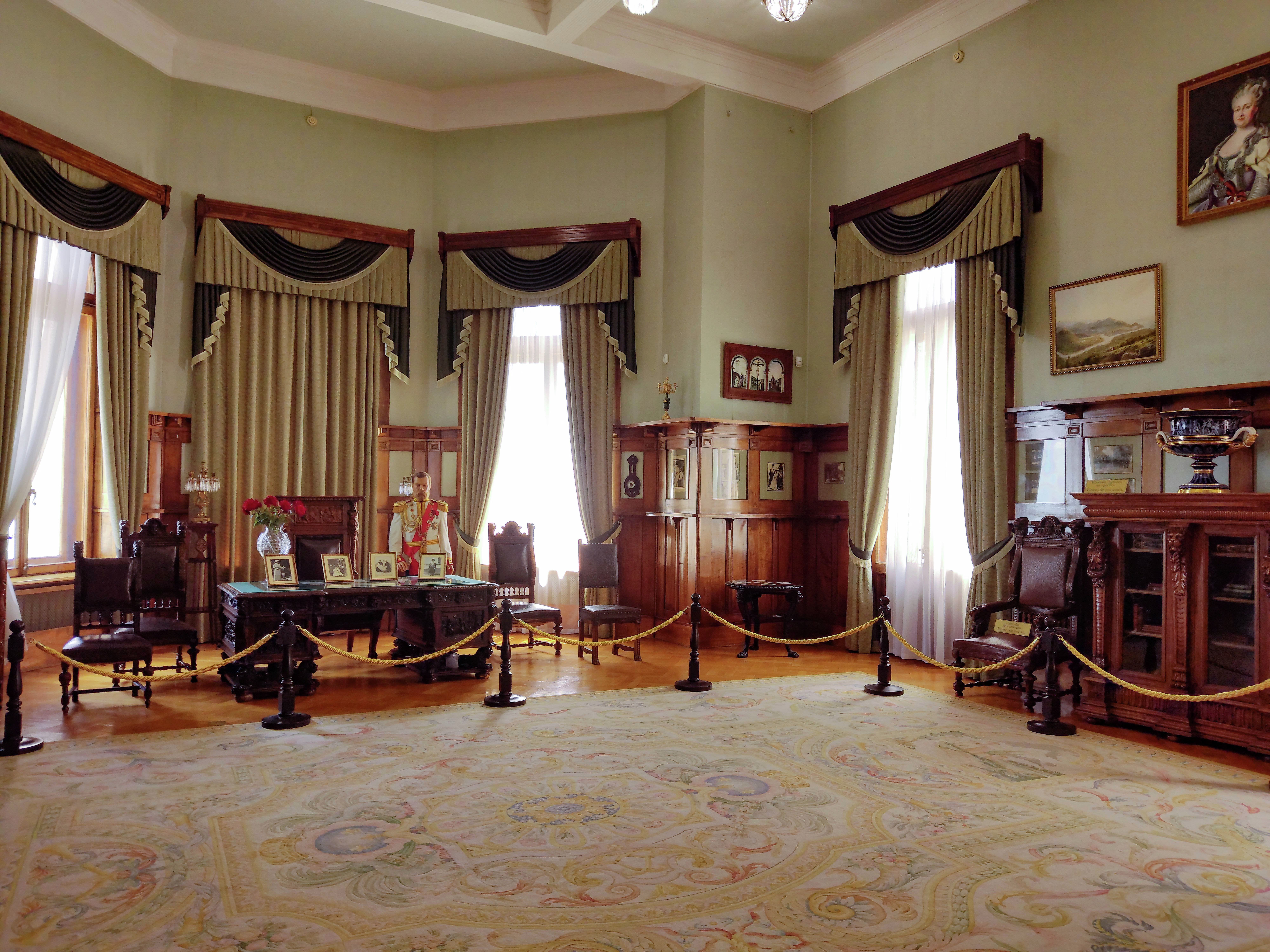 Кабинет императора Николая II в Ливадийском дворце