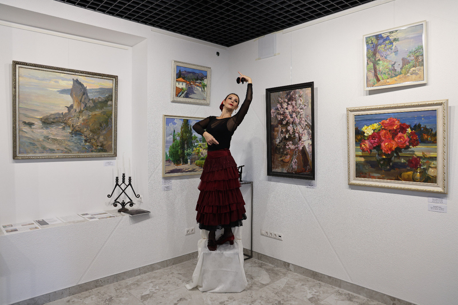 Художественная галерея «Арт-Бриз» в Алупке Художественная галерея «Арт-Бриз» в Алупке