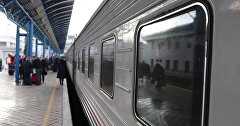 Поезд на вокзале Севастополя