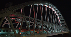 Видео с железных характером: поезда на Крымском мосту