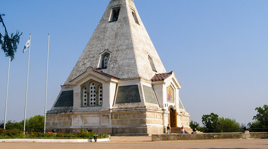 Храм-памятник Николая-чудотворца