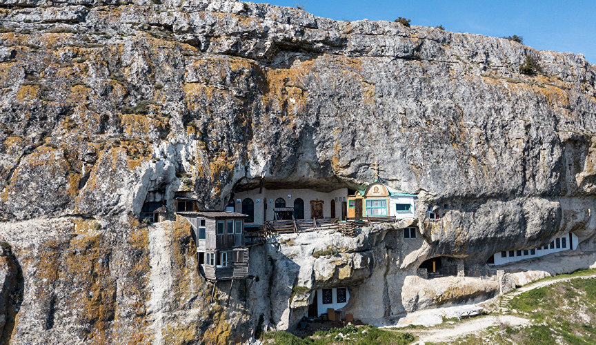 Затерянные в горах: пещерные монастыри Крыма на фото | Фотографии |  Туристический портал Республики Крым