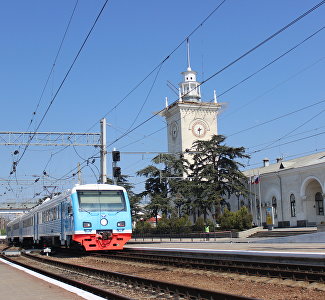 В Крыму возобновляют движение пригородных поездов