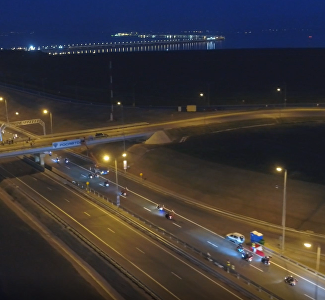 Как это было два года назад: видео запуска движения по Крымскому мосту