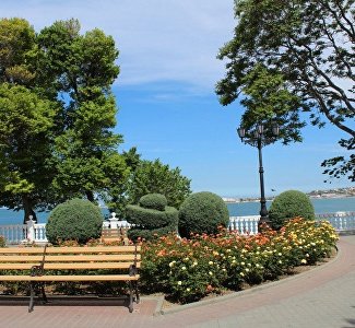 Севастополь ко Дню города украсят тысячами ярких цветов и фонтанами