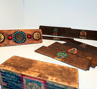 Книжное колесо XVI века и «языковой» телефон: чем удивит уникальный музей в Крыму