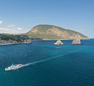 Пушкинский бал и высадка кипарисов: в Крыму пройдёт форум «Русская Таврида»