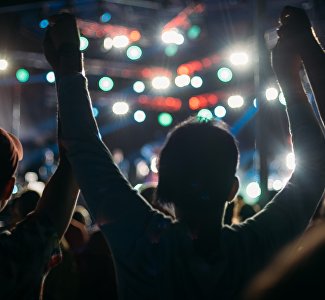 Фестиваль «Маяк» в Крыму: когда пройдёт и кто споёт