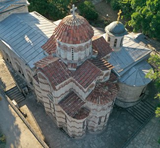 Православный день семьи и праздник у целебного источника: паломнические поездки по Крыму в июле