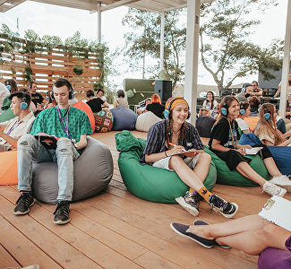 В поисках нового Пелевина: что ждёт молодых авторов на антишколе «Тавриды»