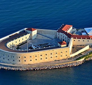 К Константиновской батарее в Севастополе открыли водный маршрут