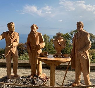 Парк с «чеховской душой»: в Большой Ялте появился новый арт-объект