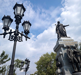 Историческими квестами, экскурсиями и мастер-классами открылся сезон в Симферополе
