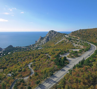 Куда поехать в Крым на авто: небанальные места для прогулок осенью