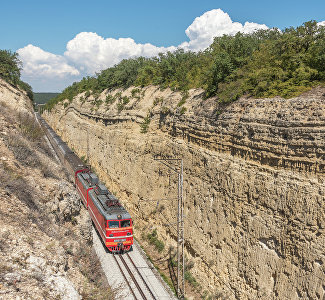 Поезда «Таврия» открывают новое направление в Крым