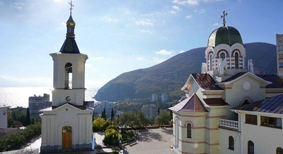 Самые известные монастыри Крыма: чудотворные святыни и удивительные истории