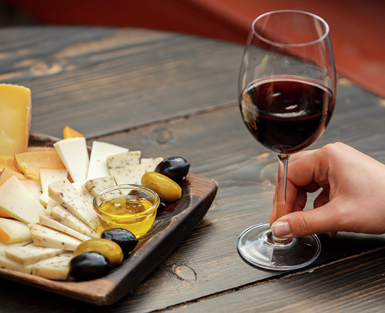 Вино и сыр
