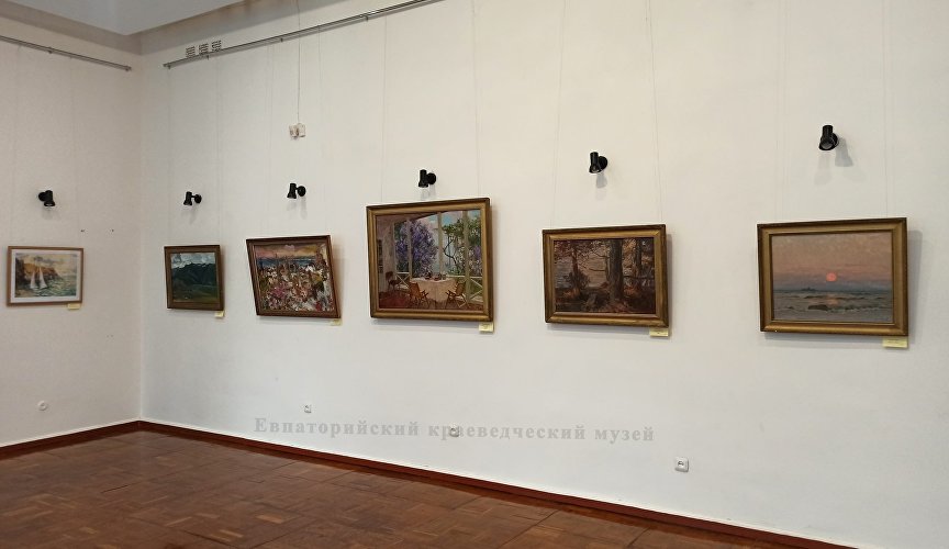 Выставка «Крымские мотивы»