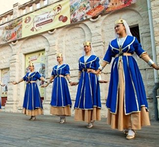 Старые улочки Евпатории станут площадкой для «Летних вечеров на Караимской»