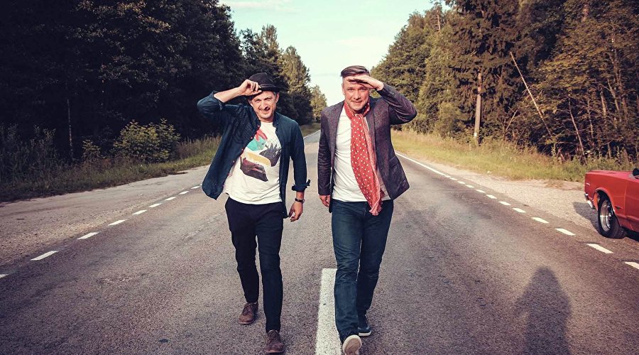 Музыканты группы «Ундервуд» во время съемок клипа на песню «Скарлетт Йоханссон едет в Херсон»