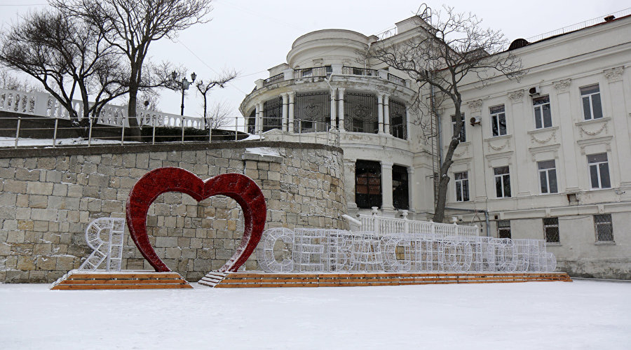 Зима в Севастополе