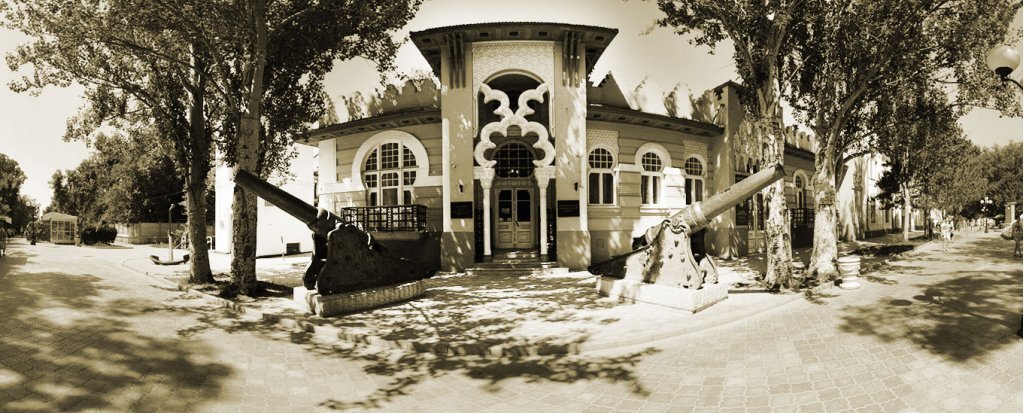 Здание Евпаторийского краеведческого музея