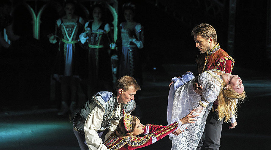 Ледовый спектакль "Ромео и Джульетта"