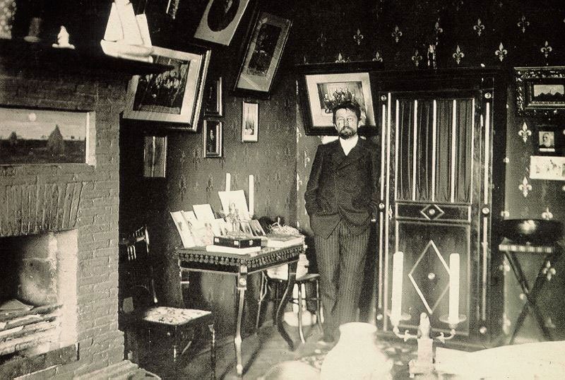 Антон Чехов в своем кабинете