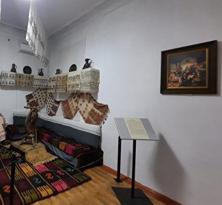 В Симферополе проходит выставка картин немецкого этнографа XIX века