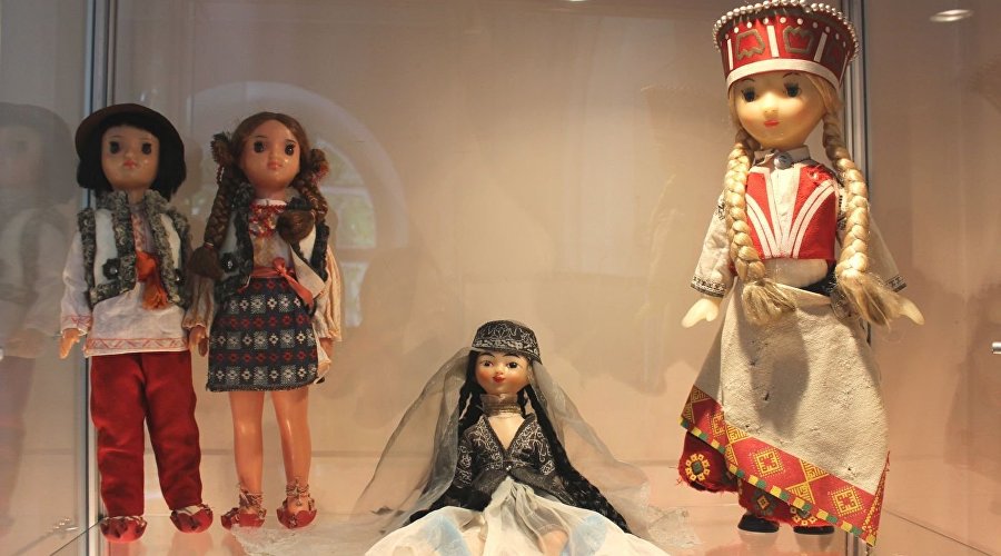 Выставка «Кукла в традиционном костюме»