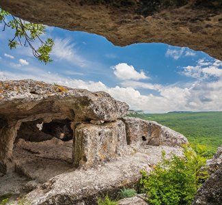 Пещерные церкви, ночь в монастыре и экскурсия по «Малому Иерусалиму»: паломнические поездки по Крыму в сентябре