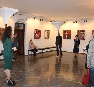 Живописная Хакасия: в Феодосию приехала выставка сибирской художницы