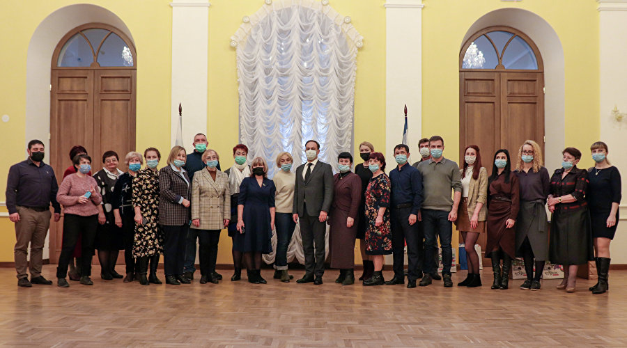 Награждение гидов Крыма в честь празднования Всемирного дня экскурсоводов