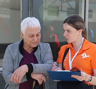 Все дороги ведут в Крым: на железнодорожном вокзале Симферополя проводят опрос туристов