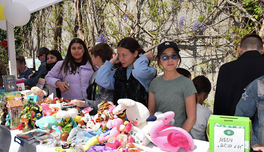 Праздник благотворительности и милосердия «Белый цветок» в Ливадийском дворце