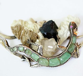 «Сокровища Рифейских гор»: в Керчи покажут изделия с уральскими самоцветами