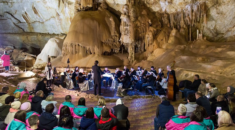 Концерт «Звуковой сплав» в Мраморной пещере