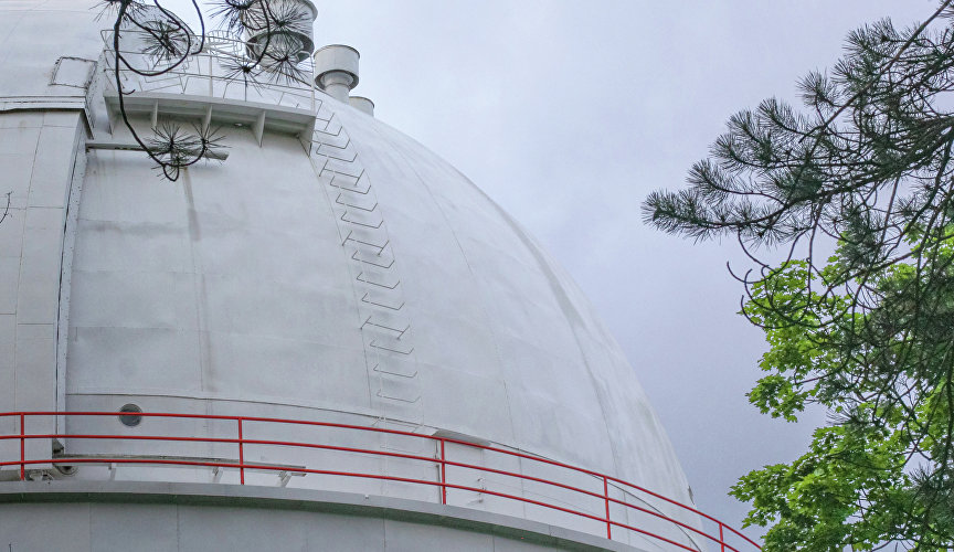 Купол телескопа в Крымской астрофизической обсерватории