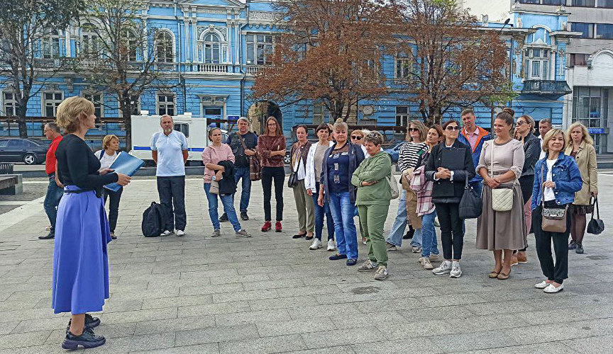Участники экскурсии «Крымские истории российских мужчин. Роль личности в истории»