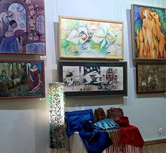 «Гармония шёлковых мотивов»: в Керчи откроется выставка авторского батика