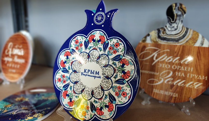 Сувениры в Гид-центре на фабрике «Крымский султан»