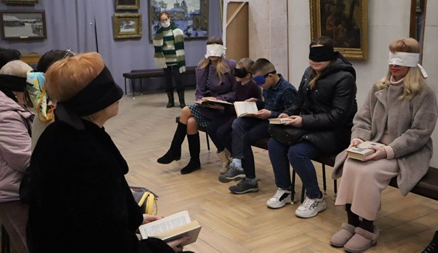 Экскурсия «4 чувства» в севастопольском художественном музее имени Крошицкого