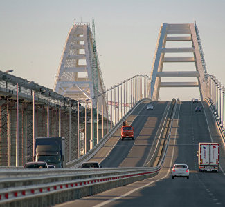 Новый рекорд Крымского моста: почти 36 тысяч авто в сутки