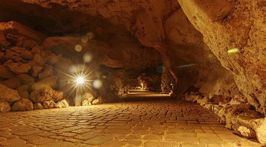 Пещера «Таврида»