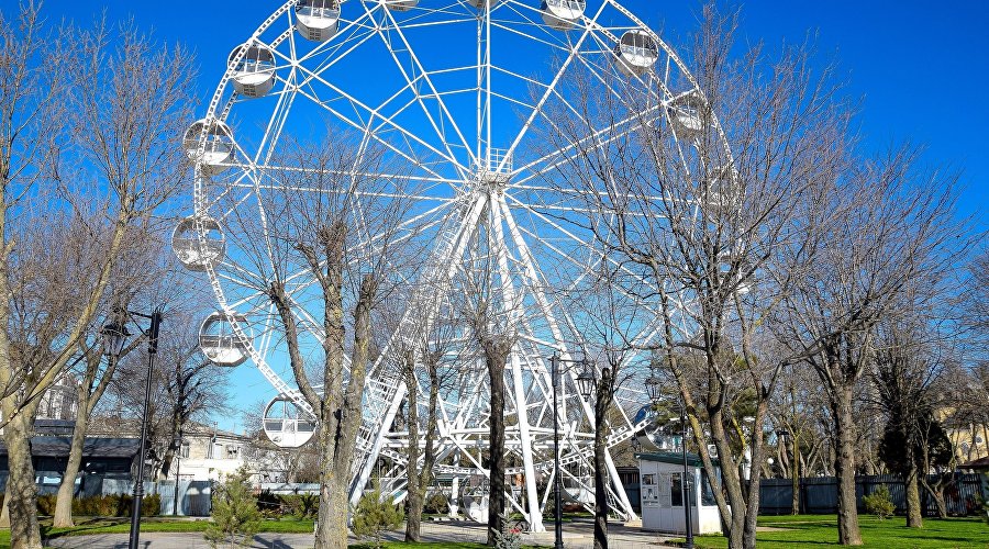 Набережная имени Терешковой в Евпатории