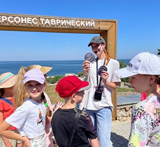 «Десять херсонесских историй»: ребят зовут погрузиться в прошлое античного полиса