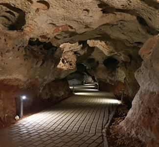 3D-тур по Крыму: пещера «Таврида»