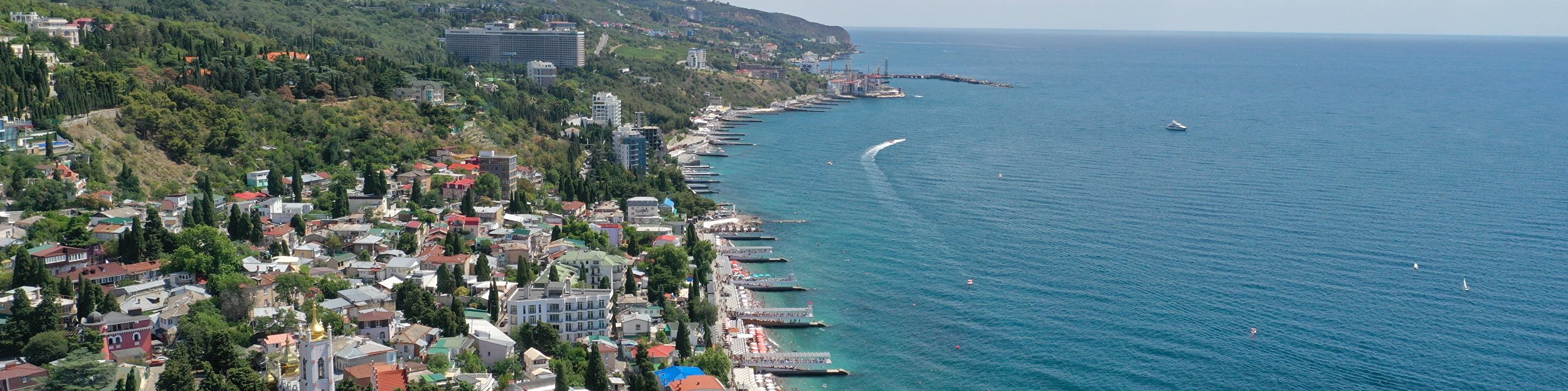 Лето-2025: какие акции предлагают отели Крыма